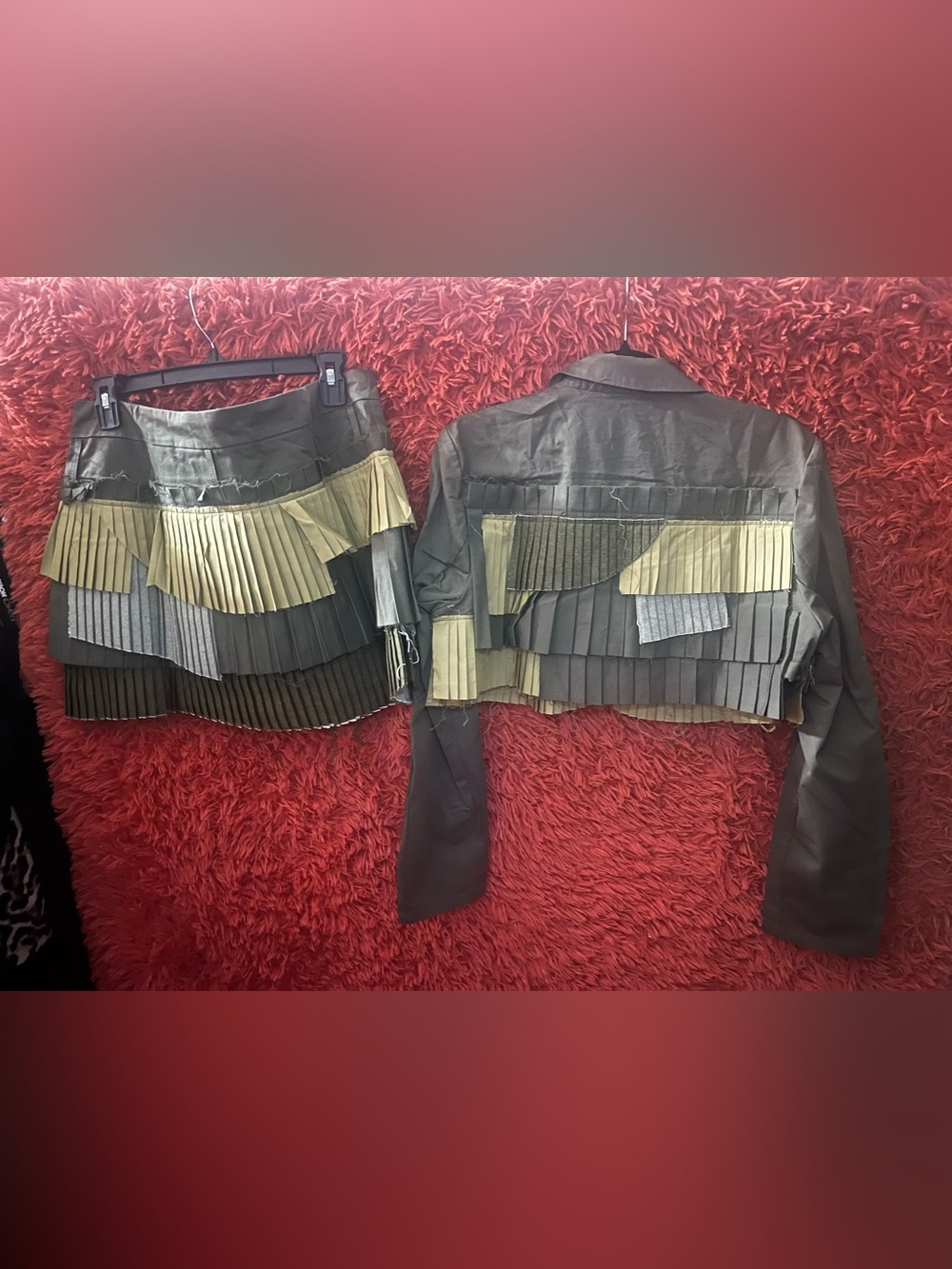 AKIRA Olive, Gray & Black Pleated Layered Mini Skirt Set Large New WO Tags - Picture 2 of 3
